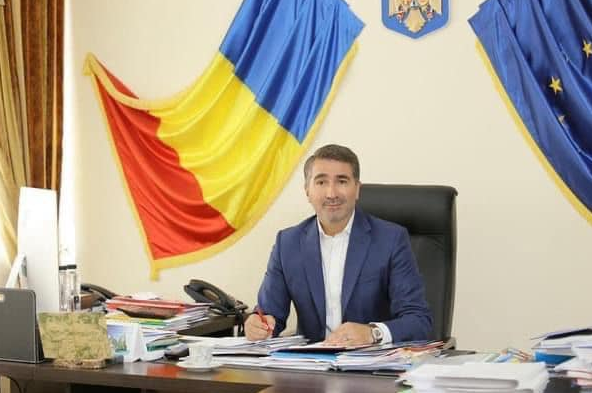 Mesagerul de Neamț / Ionel Arsene, condamnat de Tribunalul Bacău: 8 ani și 4 luni cu executare, interdicție de a ocupa funcții publice. Sentința nu este definitivă